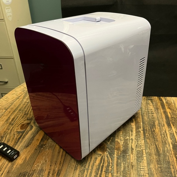 Cooluli Pink Portable Mini Fridge Infinity 15L - Picture 5 of 11